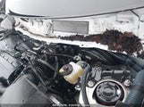 TOYOTA RAV4 XLE JTMRFREV2HD212188 снимка