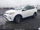 TOYOTA RAV4 XLE JTMRFREV2HD212188 снимка