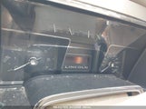 LINCOLN NAVIGATOR 5LMJJ2J57AE****** снимка