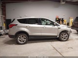 FORD ESCAPE SE 1FMCU0G98KUB33781 снимка