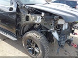 CHEVROLET SILVERADO 1500 4WD SHORT BED CUSTOM TRAIL BOSS 3GCPDCED5NG547087 fotografie