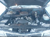 GMC SIERRA C1500 2GTEC19K6L1****** photo
