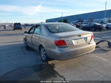TOYOTA CAMRY XLE 4T1BE30K06U****** снимка