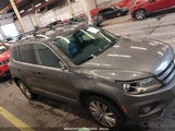 VOLKSWAGEN TIGUAN SE WVGBV7AX6CW006106 fotografie
