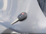 TOYOTA RAV4 LE JTMZFREV3FJ****** fotografie