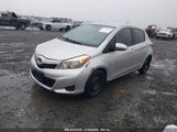 TOYOTA YARIS LE JTDKTUD32DD553842 снимка