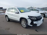 VOLKSWAGEN TIGUAN SE WVGAV7AX0GW579116 photo