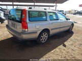 VOLVO V70 2.4 YV1SW61T842443505 снимка