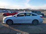 HYUNDAI SONATA SE 5NPE24AF8HH523016 снимка