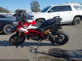 DUCATI HYPERMOTARD 939 ZDM1YBJS7HB****** fotografie