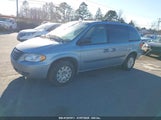 Chrysler Town & Country 1A4GP45RX6B540777 снимка