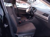 VOLKSWAGEN JETTA 1.4T R-LINE/1.4T S/1.4T SE 3VWC57BU7KM032206 fotografie