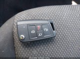 VOLKSWAGEN JETTA 1.4T R-LINE/1.4T S/1.4T SE 3VWC57BU7KM032206 снимка