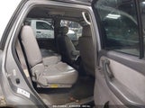 TOYOTA SEQUOIA SR5 V8 5TDBT44A64S****** снимка