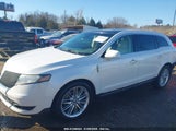 LINCOLN MKT 2LMHJ5AT9EBL52165 снимка
