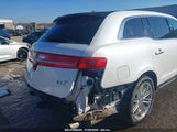 LINCOLN MKT 2LMHJ5AT9EBL52165 снимка
