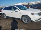 LINCOLN MKT 2LMHJ5AT9EBL52165 снимка