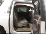 CHEVROLET SUBURBAN LT 1GNSKHKC7HR****** снимка