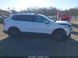 VOLKSWAGEN TIGUAN 2.0T SE/WOLFSBURG EDITION 3VV2B7AX3RM099996 photo