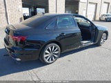 AUDI A4 PREMIUM PLUS 40 TFSI QUATTRO S TRONIC WAUBBAF49RN010199 снимка