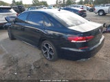VOLKSWAGEN PASSAT 2.0T R-LINE 1VWMA7A34NC000165 снимка
