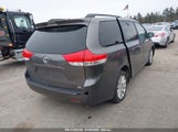 Toyota Sienna Le 5TDJK3DC1BS007737 снимка