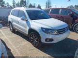 VOLKSWAGEN TIGUAN SE WVGAV7AX0GW596319 fotografie