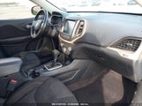 JEEP CHEROKEE LATITUDE 1C4PJLCB7GW369827 снимка