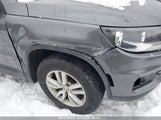 VOLKSWAGEN TIGUAN S/LIMITED WVGBV7AX6HK020604 photo