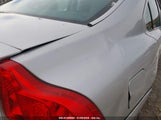 VOLVO S60 2.5T YV1RH592472****** снимка