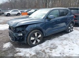VOLVO XC40 T5 MOMENTUM YV4162UK4N2641784 photo