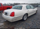 LINCOLN TOWN CAR SIGNATURE 1LNHM82WXXY673201 fotografie