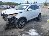 KIA SPORTAGE LX KNDPBCAC7F7773745 снимка