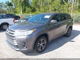 TOYOTA HIGHLANDER LE 5TDZARFH0JS****** снимка