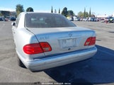 MERCEDES-BENZ E 320 WDBJF65H8XA848473 снимка