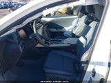 LEXUS RZ 450E PREMIUM JTJAAAAB7RA024081 снимка