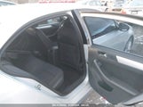 VOLKSWAGEN JETTA GLI 3VW567AJ2CM****** снимка