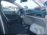 CHRYSLER VOYAGER LX 2C4RC1CG0RR****** снимка