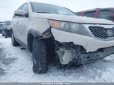 KIA SORENTO LX 5XYKT3A12BG094744 снимка