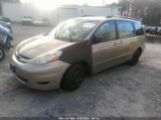 TOYOTA SIENNA CE снимка