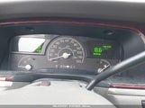 LINCOLN TOWN CAR EXECUTIVE 1LNHM81W23Y****** снимка