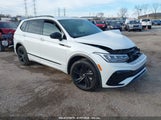 VOLKSWAGEN TIGUAN 2.0T SE R-LINE BLACK 3VV8B7AX9PM086225 снимка