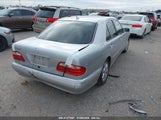 MERCEDES-BENZ E 320 SPECIAL EDITION WDBJF65J62B460700 снимка