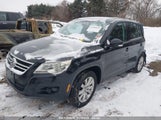 VOLKSWAGEN TIGUAN S WVGAV7AX9AW534554 photo