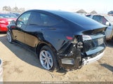 Tesla Model Y Long Range/Rwd 7SAYGDED3RF050698 fotografie