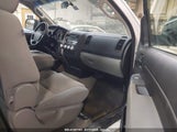 TOYOTA TUNDRA GRADE 5.7L V8 5TFMY5F12AX****** fotografie