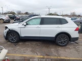 VOLKSWAGEN TIGUAN 2.0T SE 3VV3B7AX0NM161398 снимка