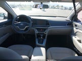 HYUNDAI ELANTRA SE 5NPD84LF1HH027403 снимка