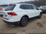 VOLKSWAGEN TIGUAN 2.0T SE/2.0T SEL/2.0T SEL R-LINE/2.0T SEL R-LINE BLACK 3VV2B7AX7KM025051 снимка