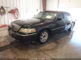 LINCOLN TOWN CAR EXECUTIVE L 2LNBL8EV0BX****** снимка